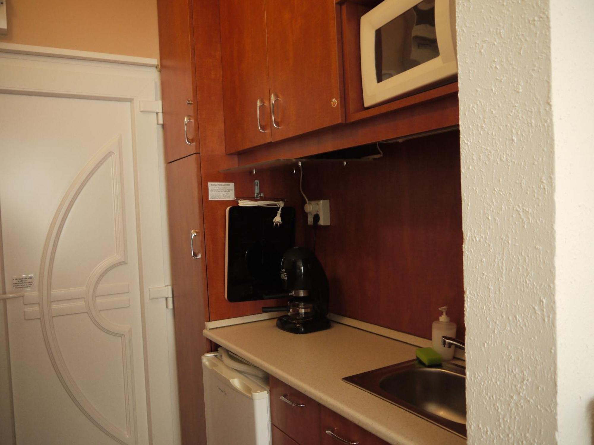 Vizparti Sas Apartman Siofok Exterior photo